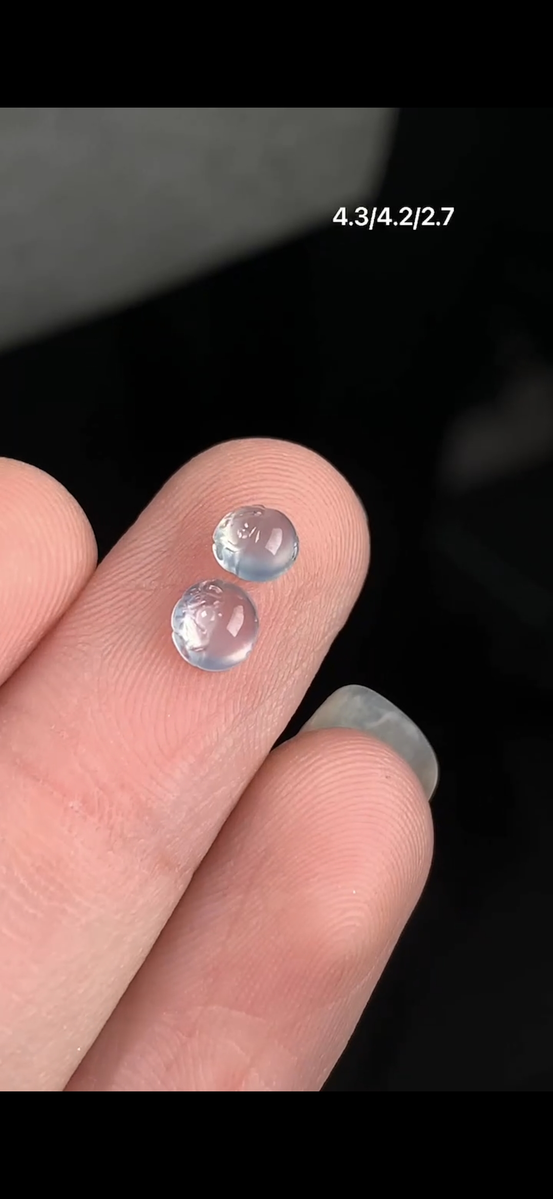 Cặp thiềm thừ cao băng trắng 0cx111311